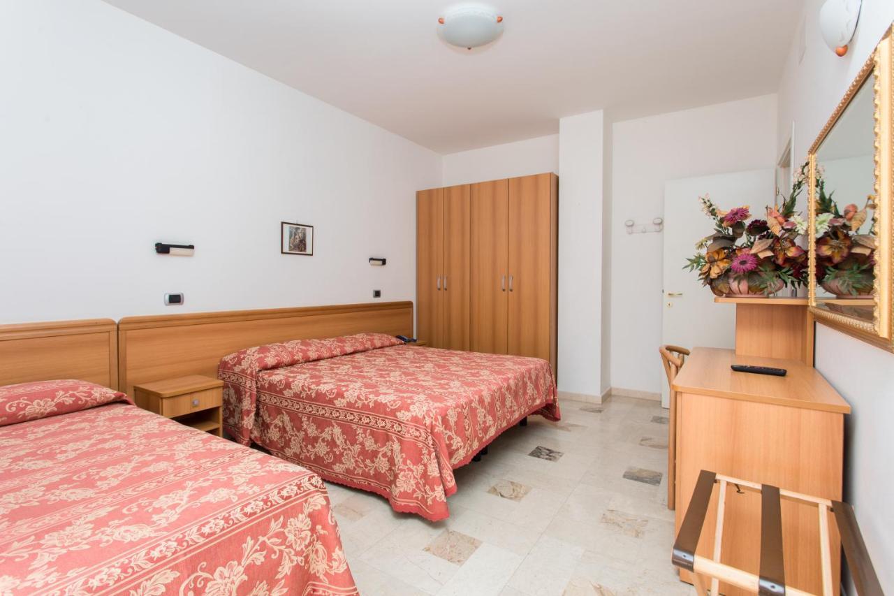 Hotel Residence Des Bains Cesenatico Zewnętrze zdjęcie